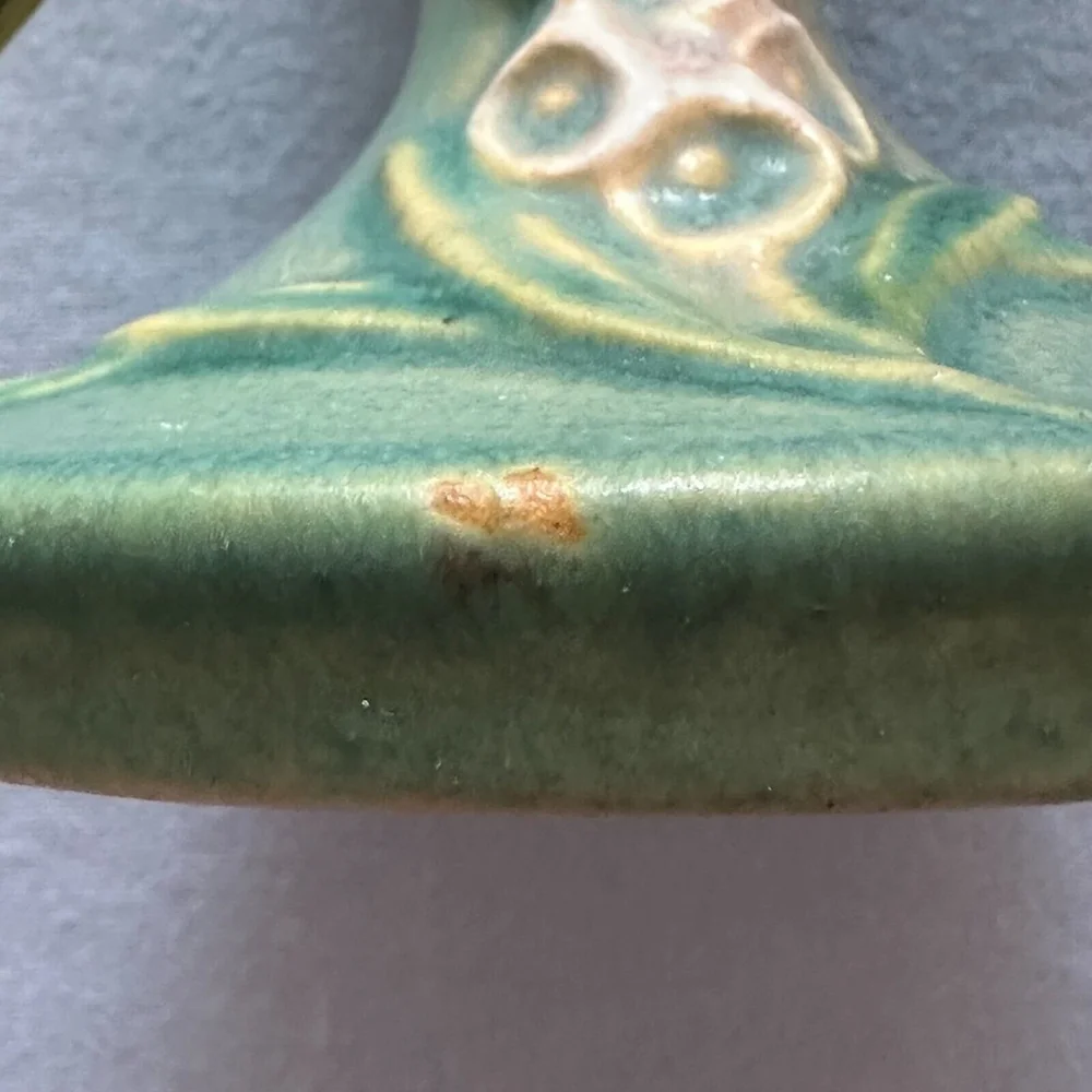 Roseville Pottery Foxglove Bud Vase, Shape 159-5, Petal Green
